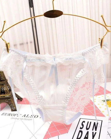 Whimsical Strawberry Ruffle Seamless Women's Underwear for Girls in Japanese Fashion