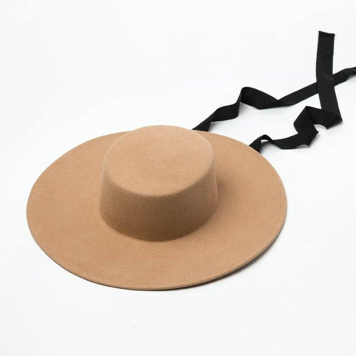 Elegant Wool Boater Hat - Fashionable Wide Brim Felt Hat with Stylish Ribbon for Men and Women - Essential Winter Outdoor Accessory
