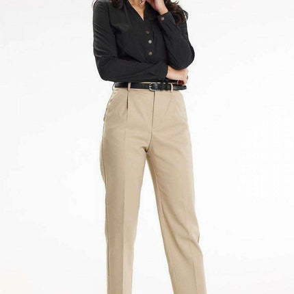 Heart Neckline Buttoned Blouse - Elegant Stand-Up Style - Très Elite