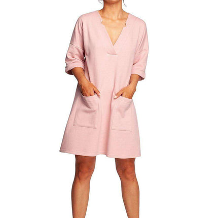 Heartfelt Pleated Daydress with Romantic Neckline - Très Elite