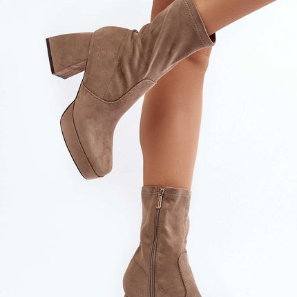 Heel boots model 189383 - Très Elite