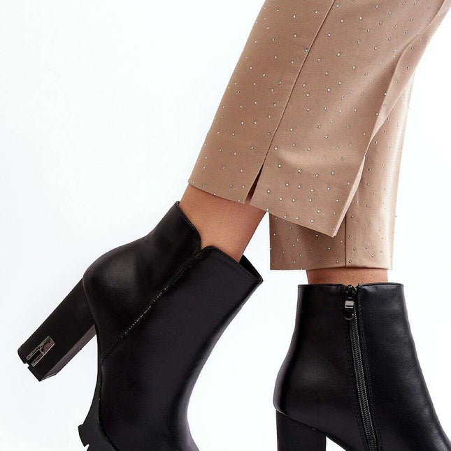 Heel boots model 189406 - Très Elite