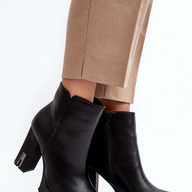 Heel boots model 189406 - Très Elite
