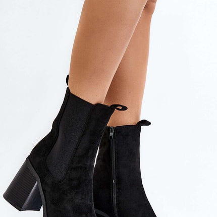 Heel boots model 191050 - Très Elite