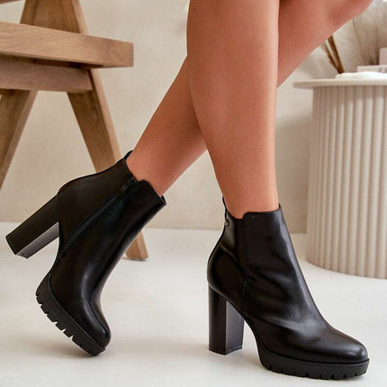 Heel boots model 199083 - Très Elite