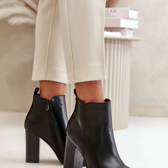 Heel boots model 199399