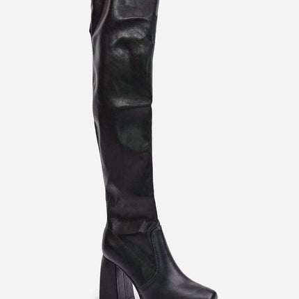 Heel boots model 199862 - Très Elite