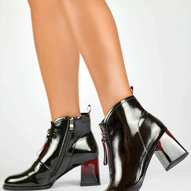 Heel boots model 200270