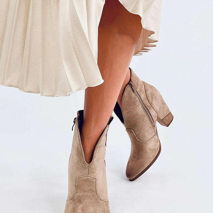 Heel boots model 200608 - Très Elite