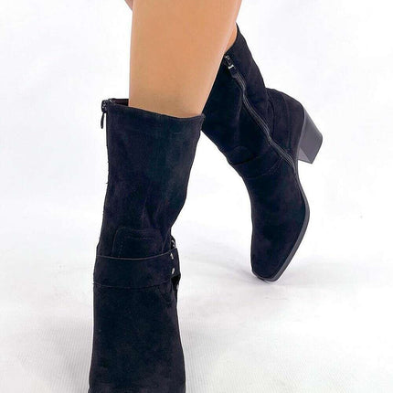 Heel boots model 200625 - Très Elite
