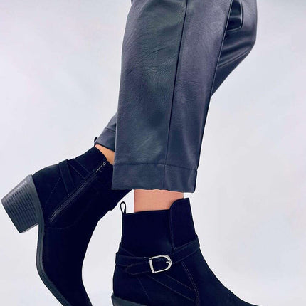 Heel boots model 200632 - Très Elite