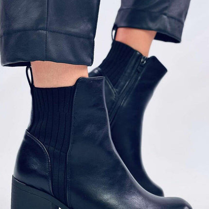 Heel boots model 200637 - Très Elite