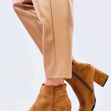 Heel boots model 200710 - Très Elite