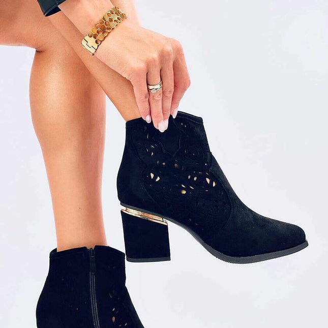 Heel boots model 200737