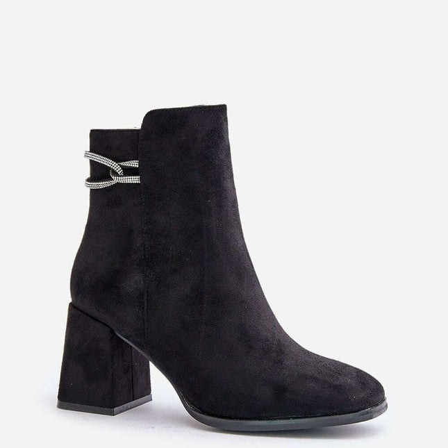 Heel boots model 200960