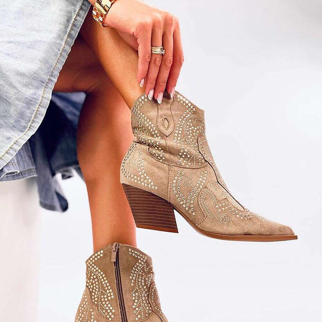 Heel boots model 200997