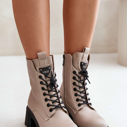 Heel boots model 201012 - Très Elite