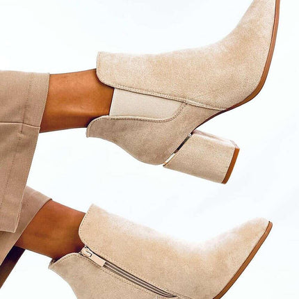 Heel boots model 201059 - Très Elite