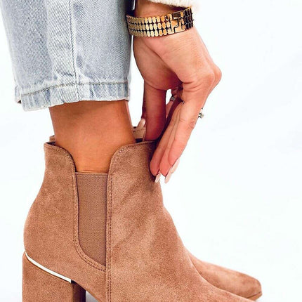 Heel boots model 201060 - Très Elite