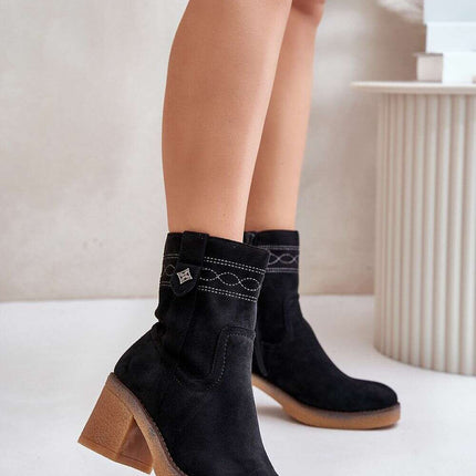 Heel boots model 201167 - Très Elite