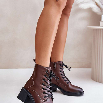 Heel boots model 201225 - Très Elite