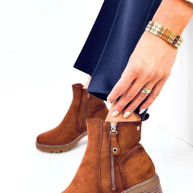 Heel boots model 201369