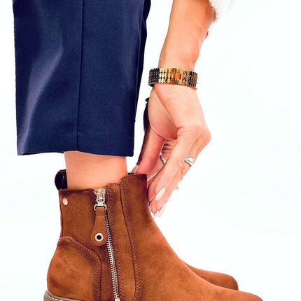 Heel boots model 201369 - Très Elite