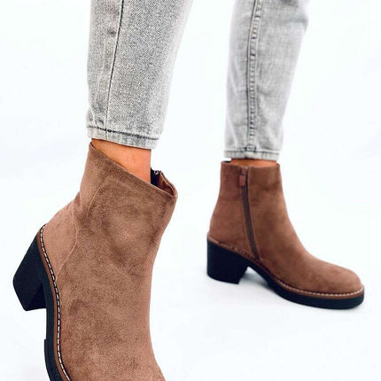 Heel boots model 201373 - Très Elite