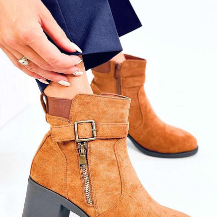 Heel boots model 201386 - Très Elite