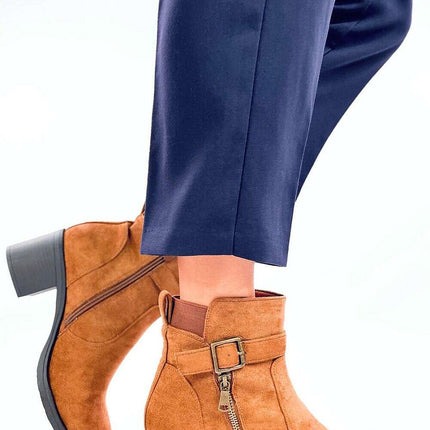 Heel boots model 201386 - Très Elite