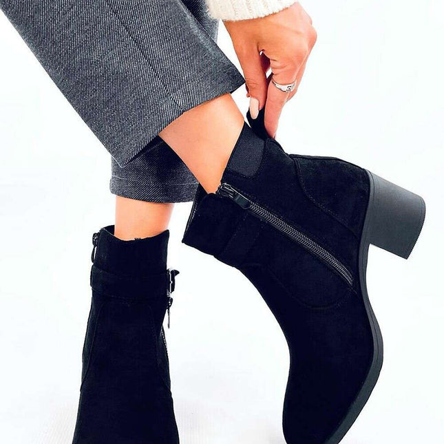 Heel boots model 201388