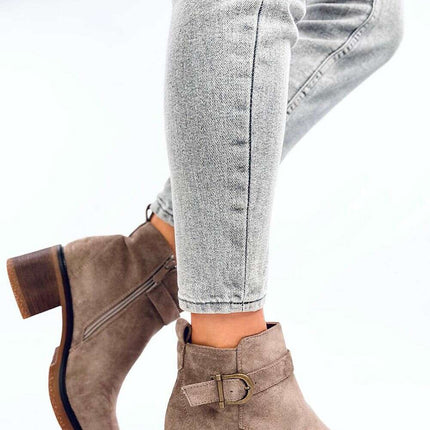 Heel boots model 201395 - Très Elite