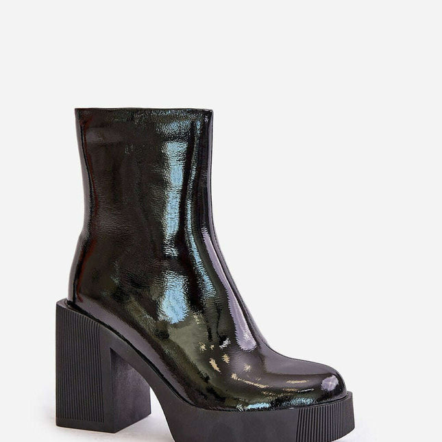Heel boots model 201529
