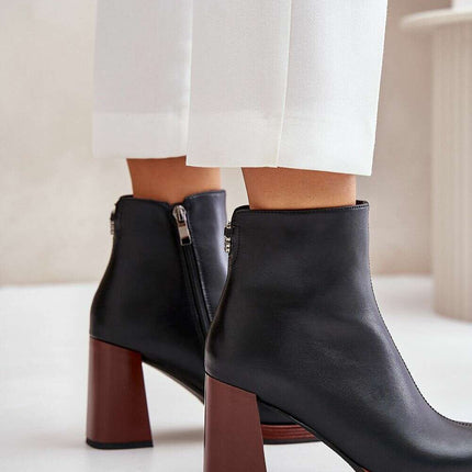Heel boots model 201743 - Très Elite