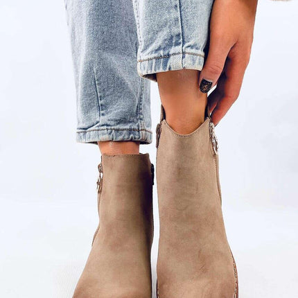 Heel boots model 201971 - Très Elite