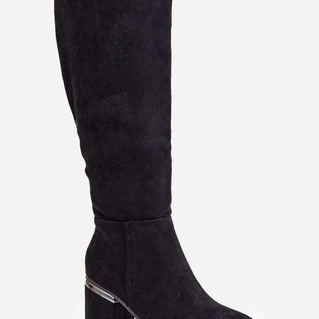Heel boots model 202040