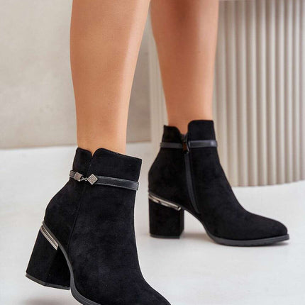 Heel boots model 202126 - Très Elite