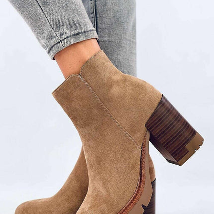 Heel boots model 202142 - Très Elite