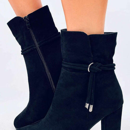 Heel boots model 202147 - Très Elite