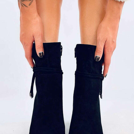 Heel boots model 202147 - Très Elite