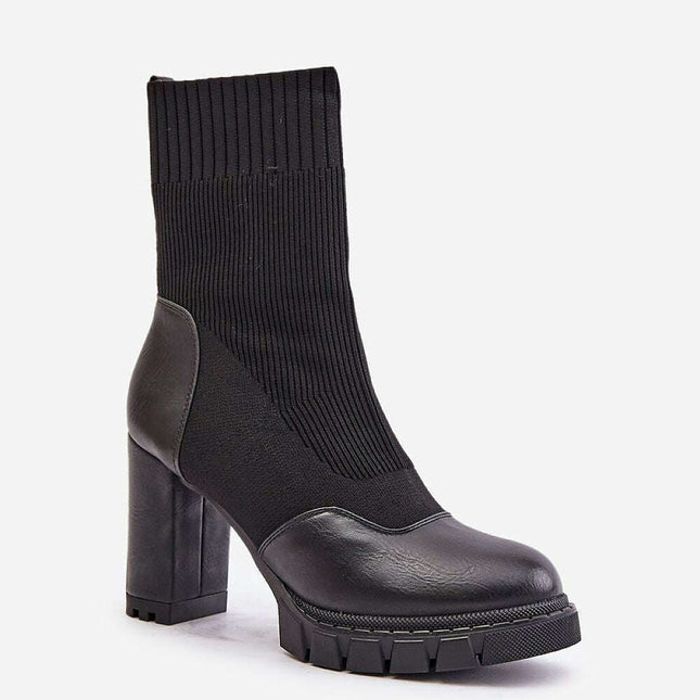 Heel boots model 202155