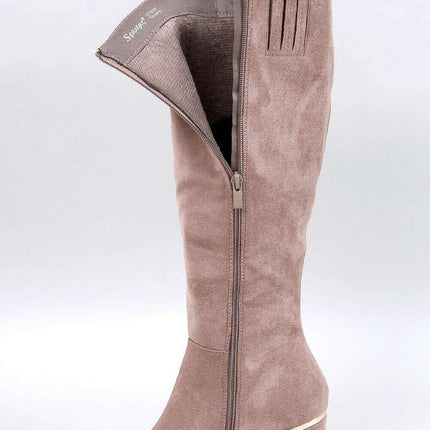 Heel boots model 202335 - Très Elite