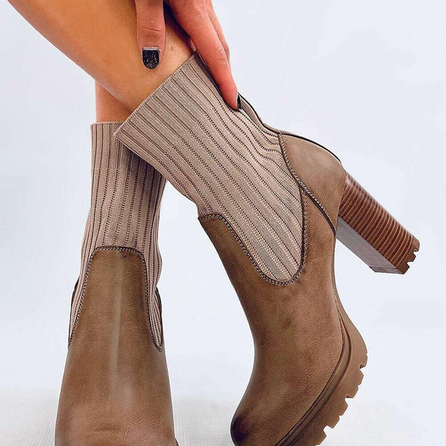 Heel boots model 202344