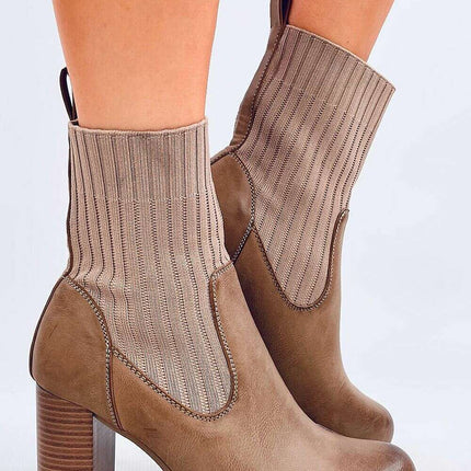 Heel boots model 202344 - Très Elite