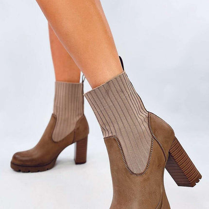 Heel boots model 202344 - Très Elite