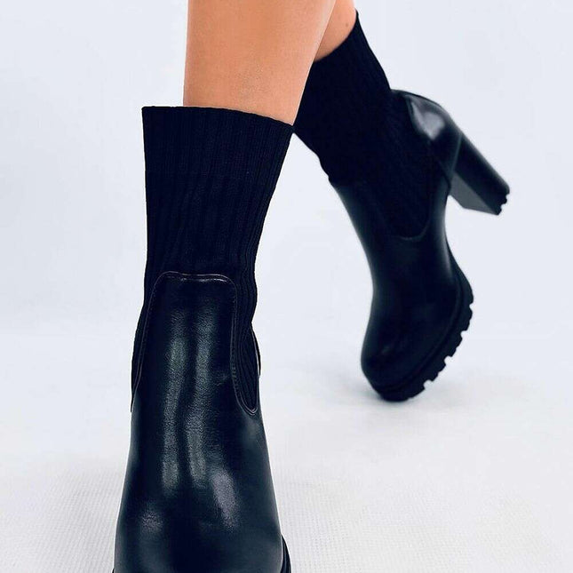 Heel boots model 202345