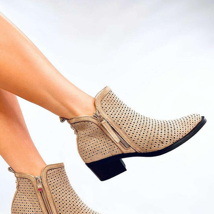 Heel boots model 202356 - Très Elite