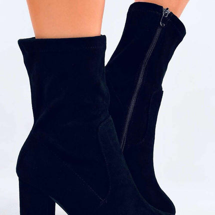 Heel boots model 202366 - Très Elite
