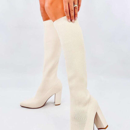 Heel boots model 203037 - Très Elite