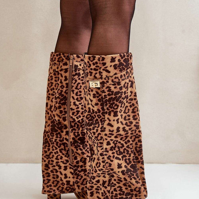 Heel boots model 203516